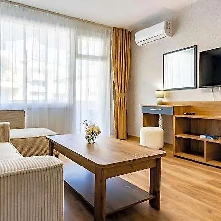 Laguna 4* Święty Włas